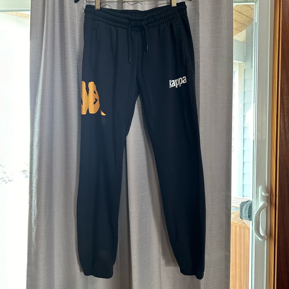 Kappa sweat pants size medium
